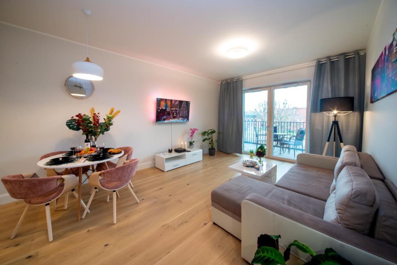 Maya'S Flats & Resorts - River View Gdańsk Eksteriør billede
